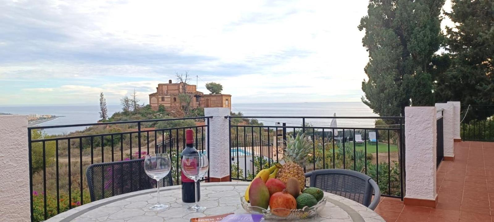 Вилла La Torrecica, Con Caracter Andaluz Y Magnificas Vistas Al Mar Y Sierra Nevada Салобрения Экстерьер фото